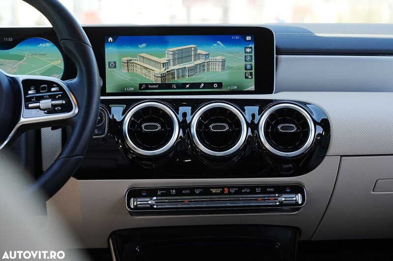 Mercedes-Benz CLA 200